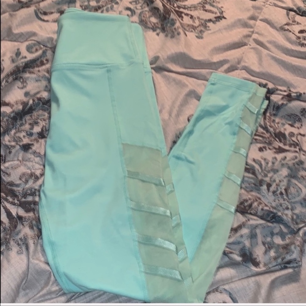 Reposh BuffBunny mint green gently used Medium